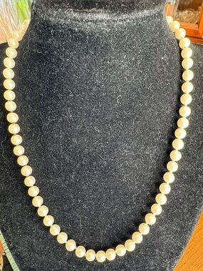 Kissaka Vintage Glass faux pearls
